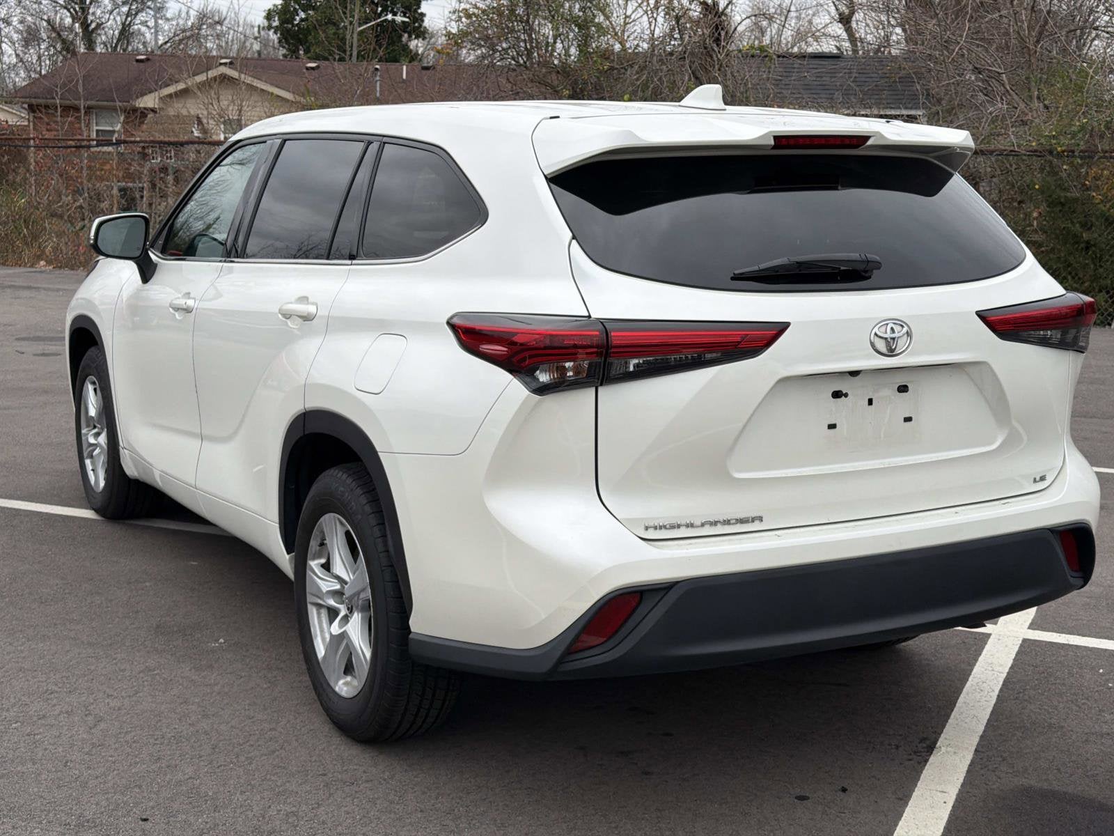 2021 Toyota Highlander LE