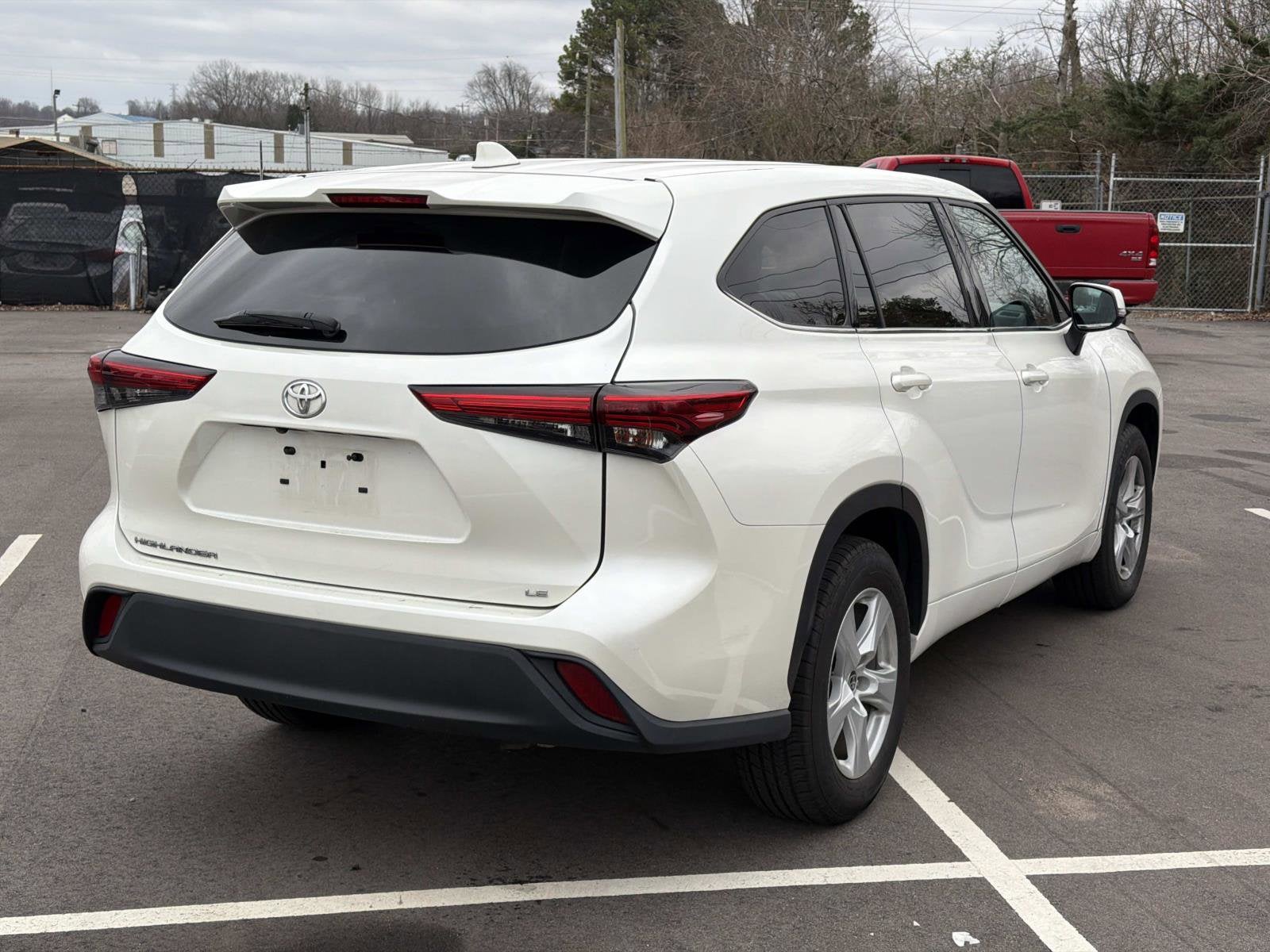 2021 Toyota Highlander LE