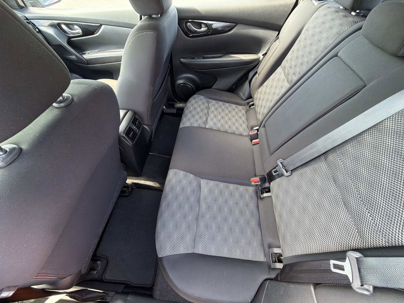 2021 Nissan Rogue Sport SV FWD Xtronic CVT
