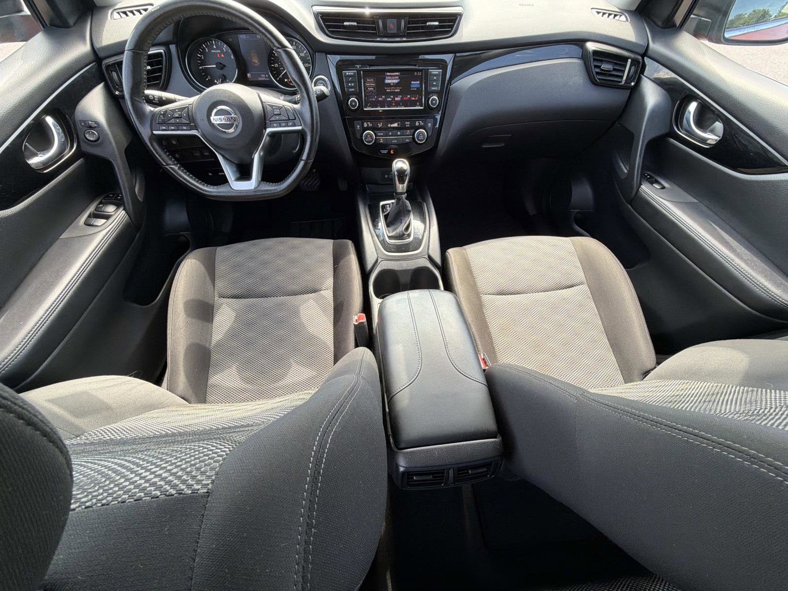 2021 Nissan Rogue Sport SV FWD Xtronic CVT