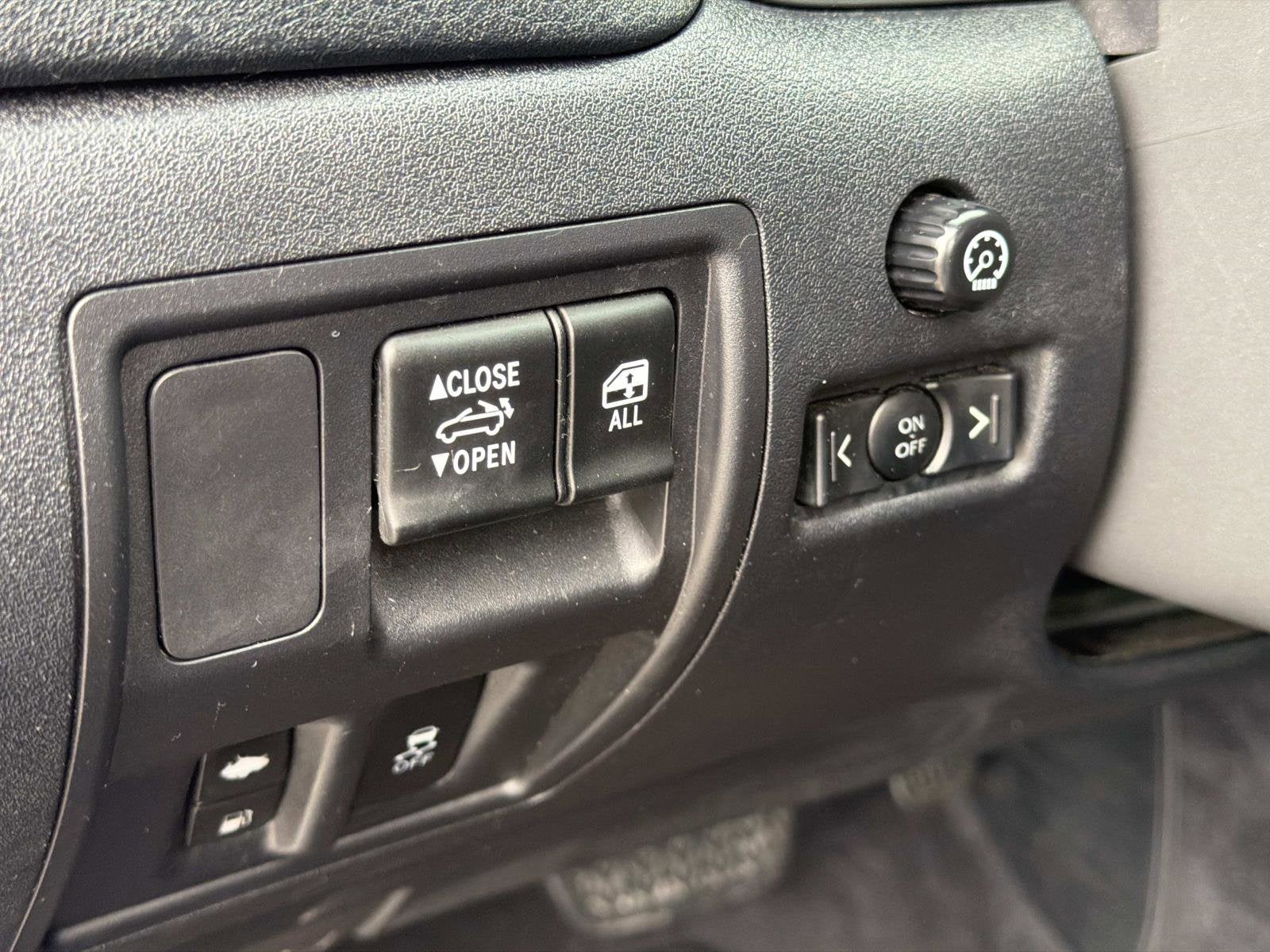 2012 Lexus IS 250C 2DR CONV AT