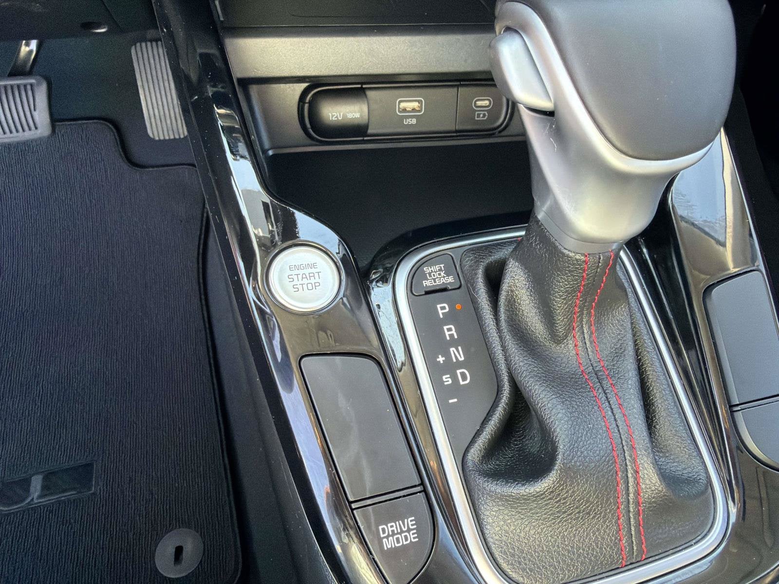 2025 Kia Soul GT-Line