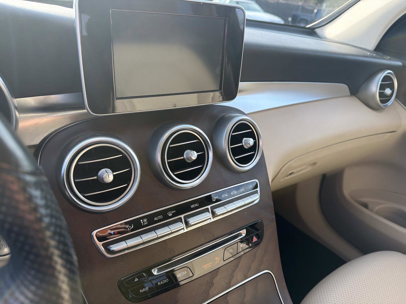 2019 Mercedes-Benz GLC GLC 300